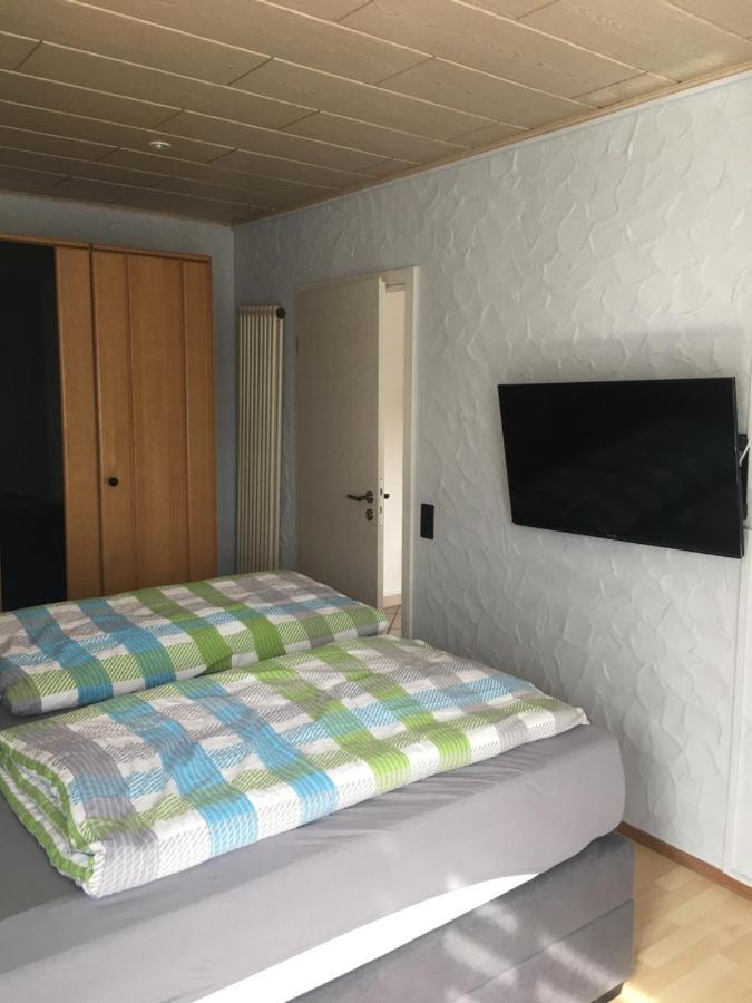 Ferienwohnung Nett Аденау Екстериор снимка