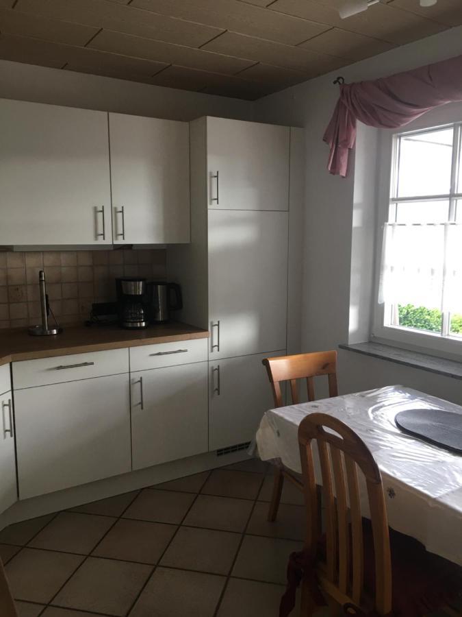 Ferienwohnung Nett Аденау Екстериор снимка