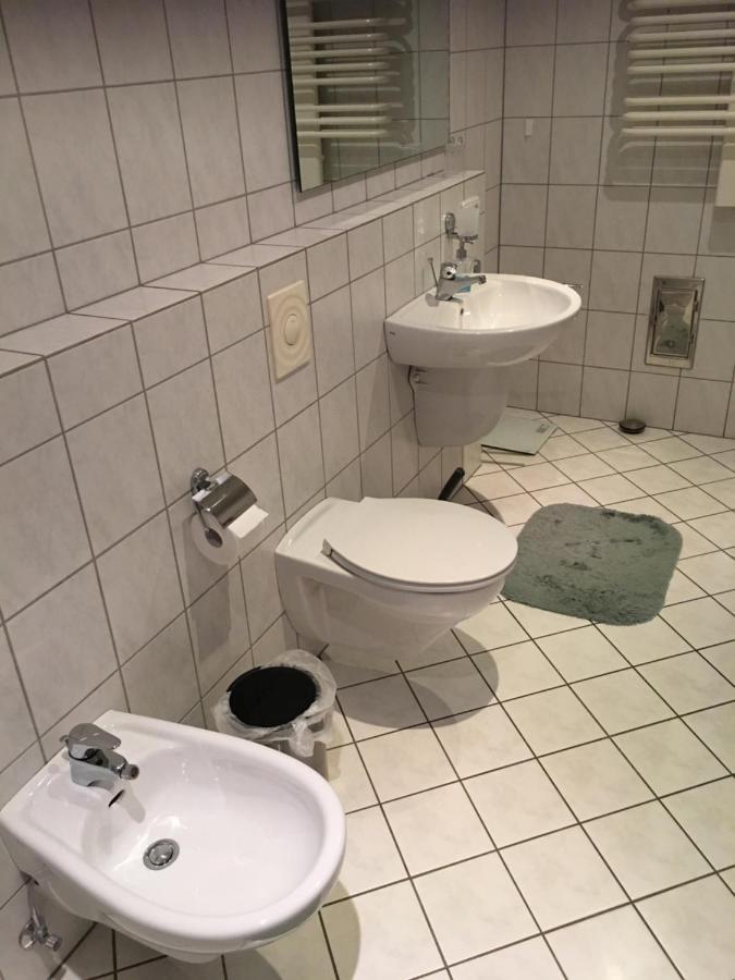 Ferienwohnung Nett Аденау Екстериор снимка